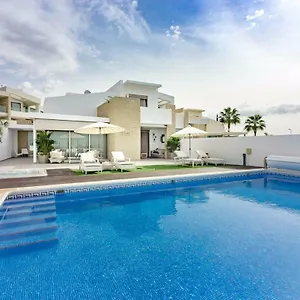  Villa White Whale Spain